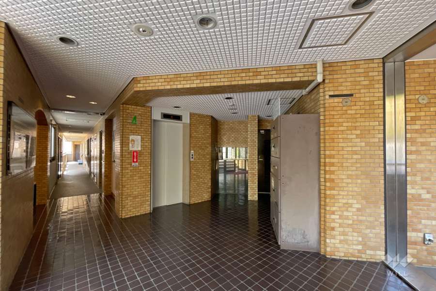 エントランスホール