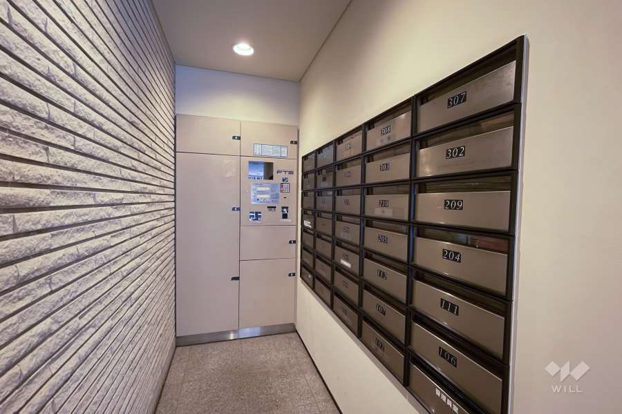 宅配ボックスと共用ポスト