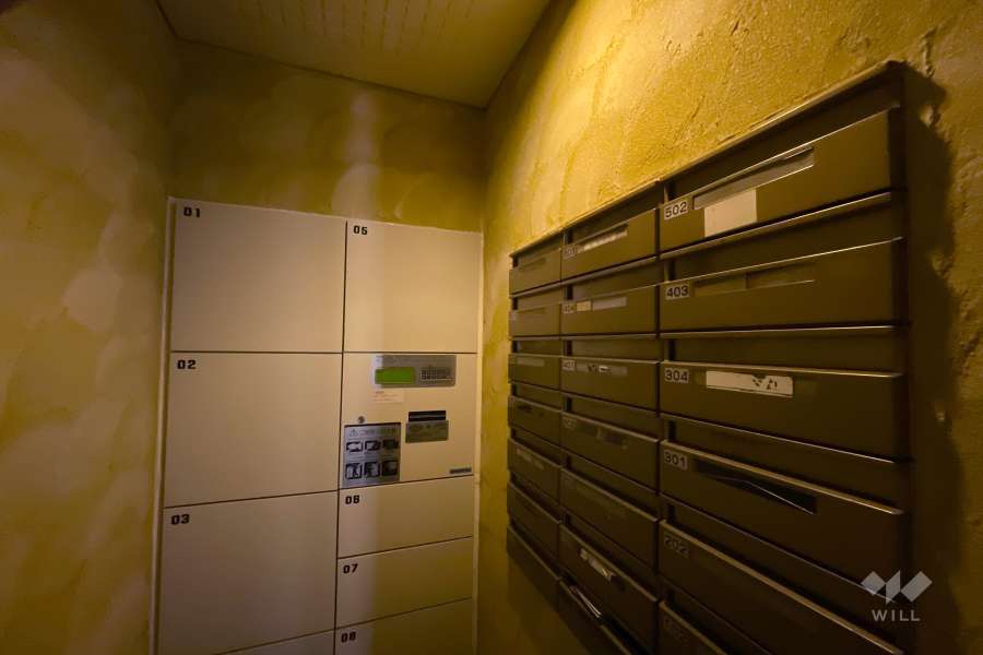 宅配ボックスと共用ポスト