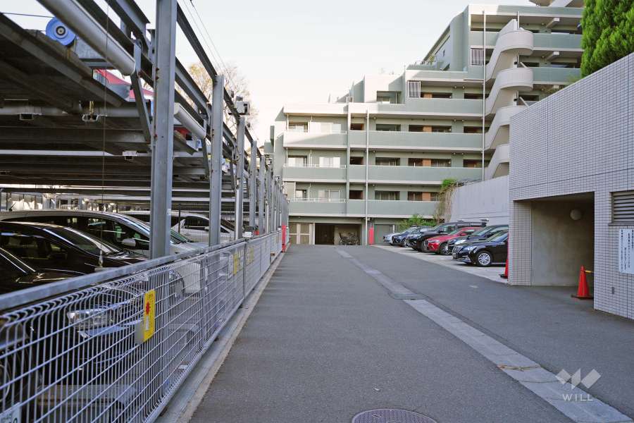 敷地内駐車場（屋外平面式・機械式）