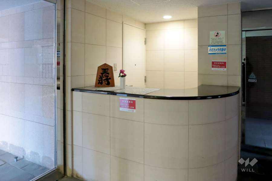 エントランスホール