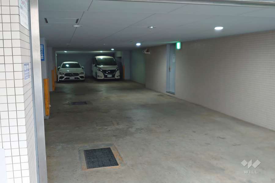 敷地内駐車場（屋内平面式）