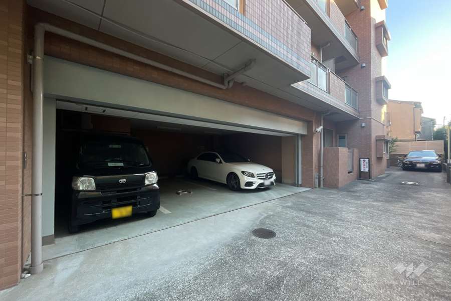 敷地内駐車場（屋内平面式・屋外平面式）
