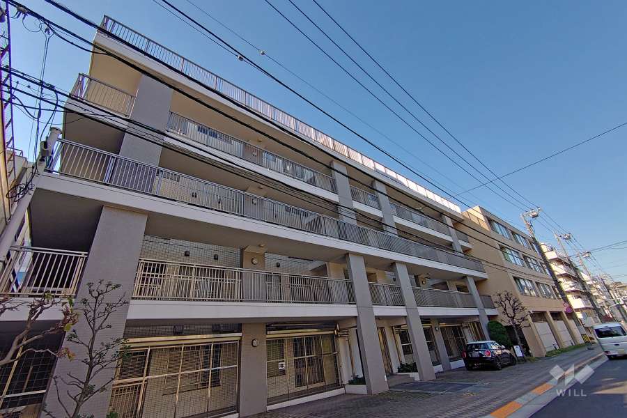 グランドメゾン不動前の外観（南東側から）