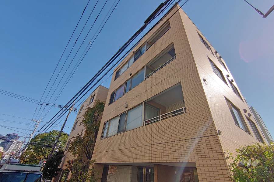 グランドメゾン不動前の外観（西側から）