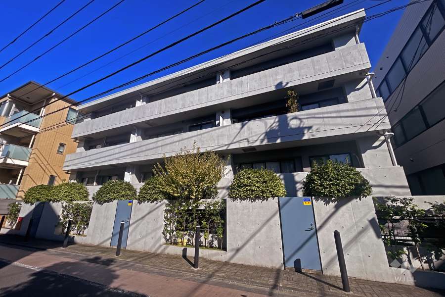 アルファホームズ池田山の外観（南西側から）