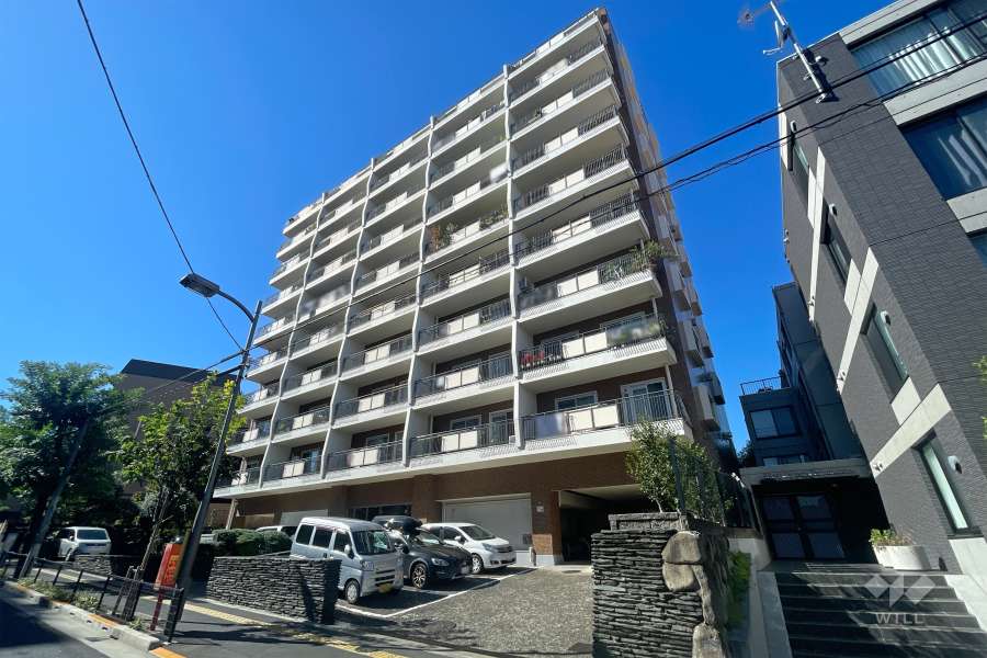ゼームス坂パークハウスの外観（東側から）