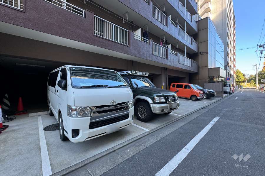 敷地内駐車場（屋外平面式）