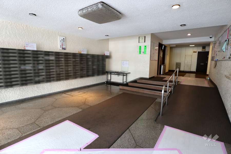 エントランスホール