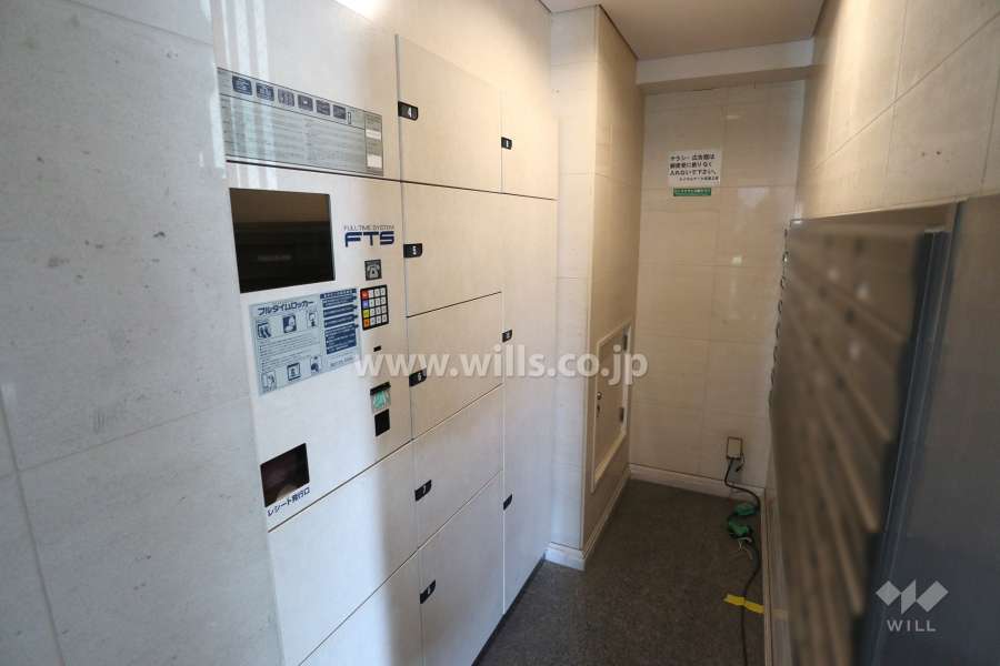 共用ポストと宅配ボックス