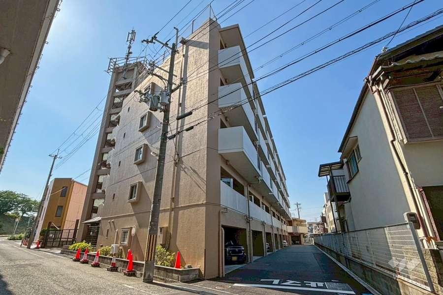 武庫之荘フレックスの外観(南東側から)