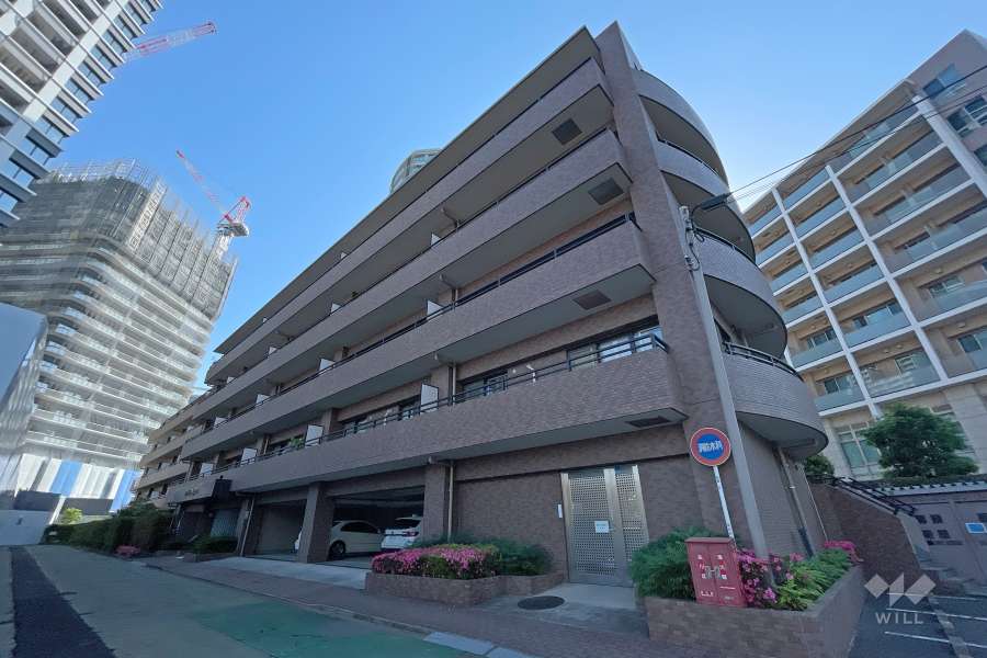 ラビ目黒の外観(北東側から）