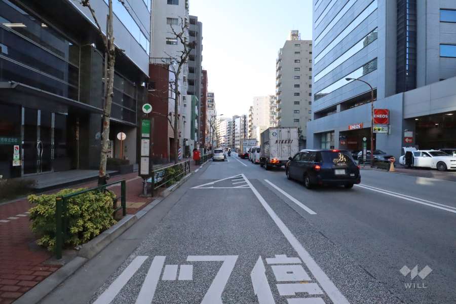 敷地北側の前面道路　