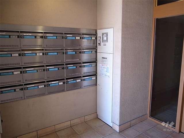宅配ボックスと共用ポスト