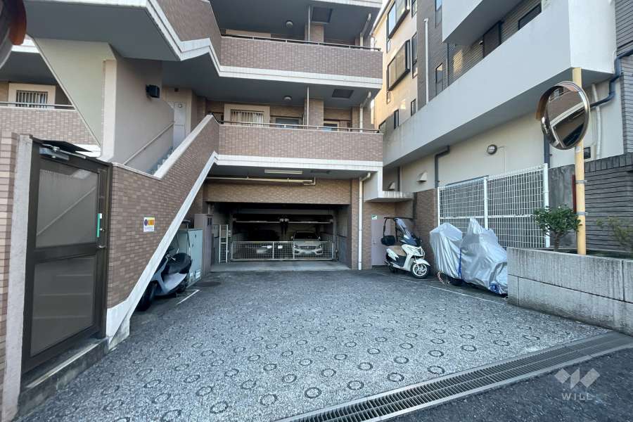 敷地内駐車場（屋外機械式）