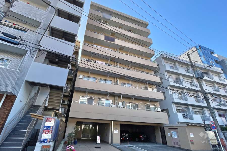 ファミネス大森の外観（南東側から）