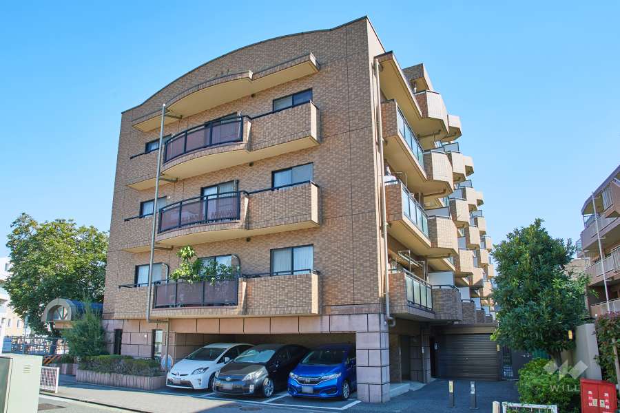 フェイム大井山手台パークスクエアの外観（西側から）