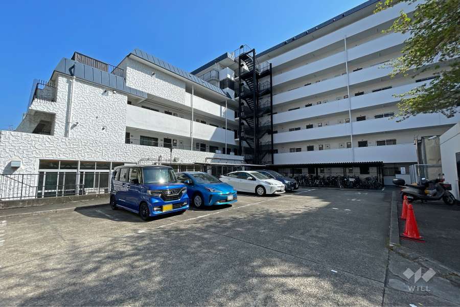 敷地内駐車場（屋外平面式）