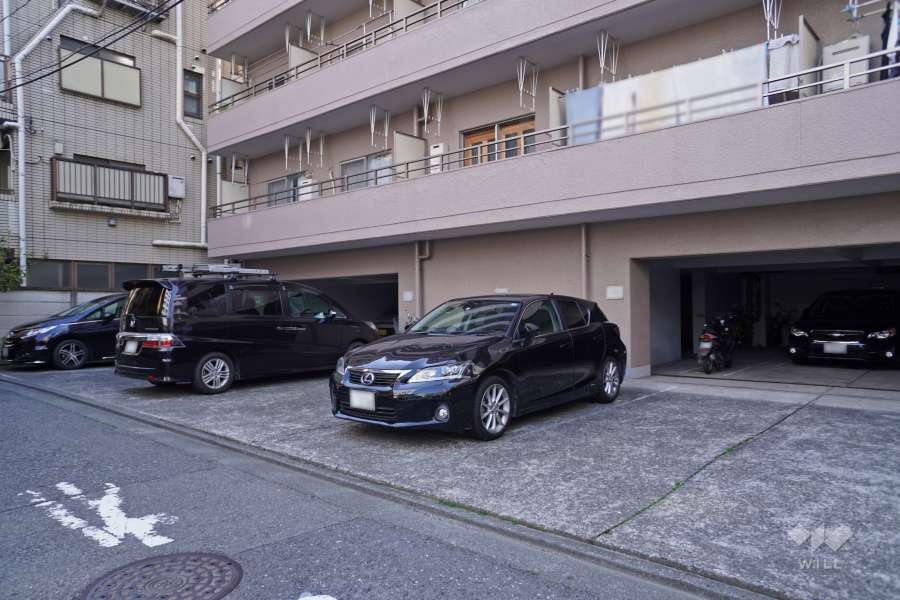 敷地内駐車場（屋外平面式・屋内平面式）