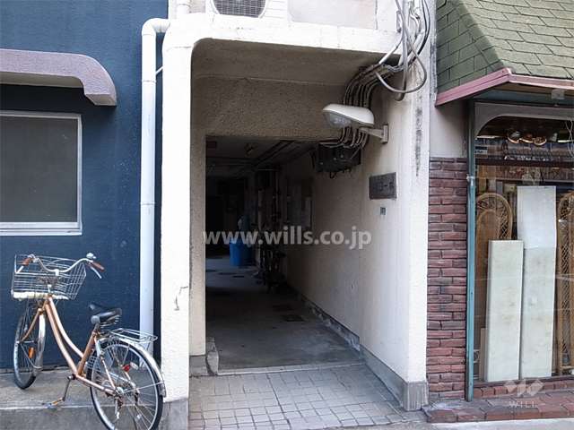 エントランス（共用ポスト）