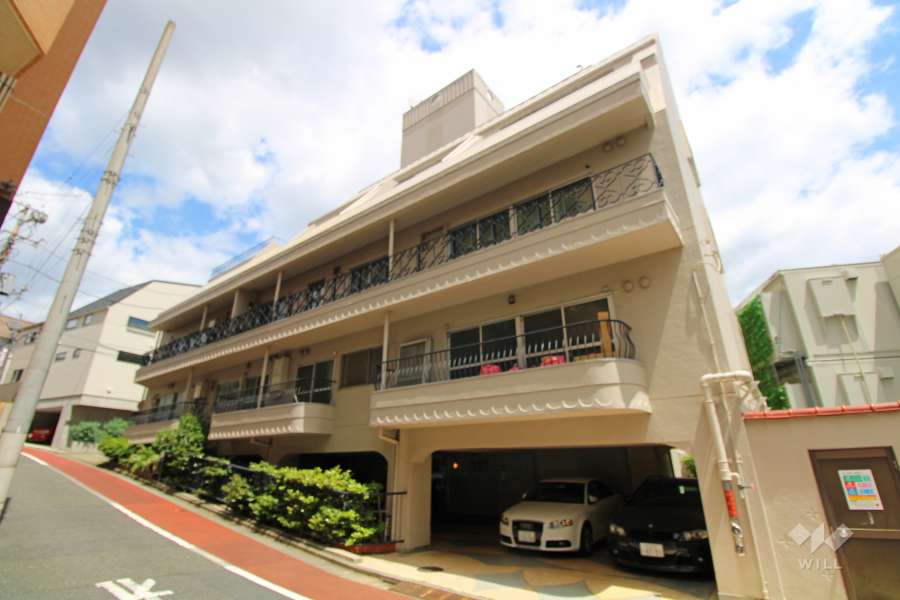 シャンボール目黒の外観（西側から）