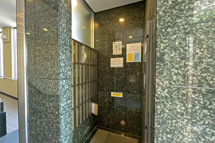 宅配ボックスと共用ポスト