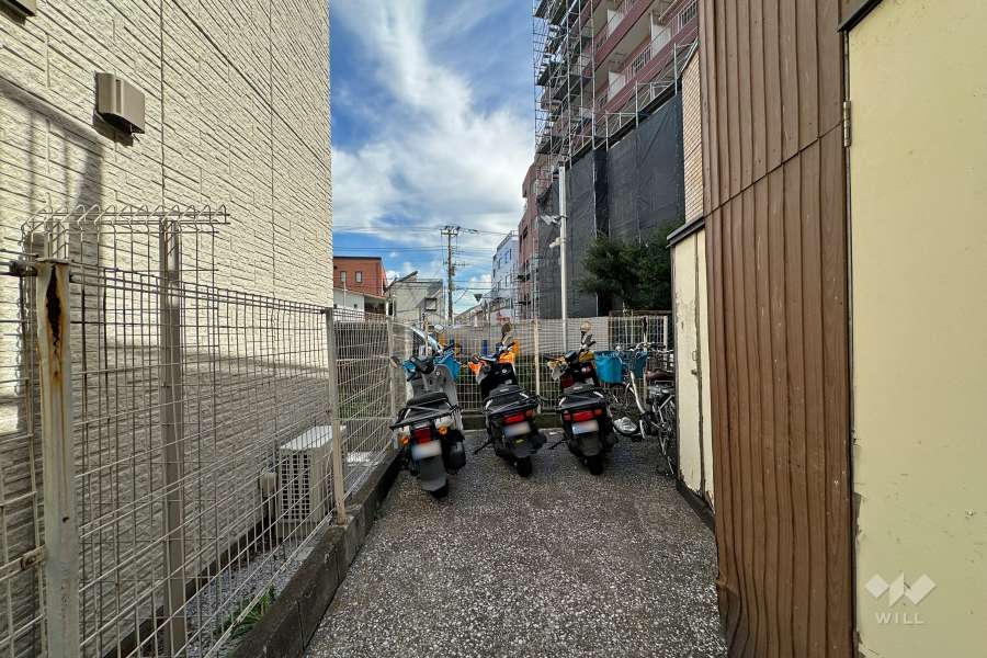 バイク置場