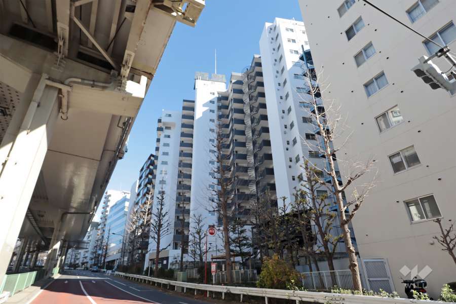 新池田山マンションの外観(南西側から)　　