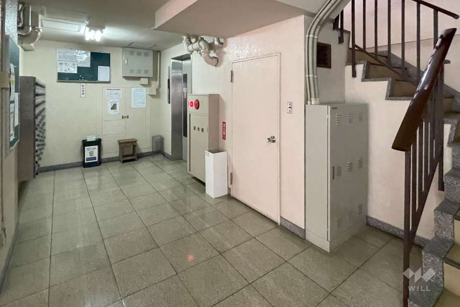 エントランスホール