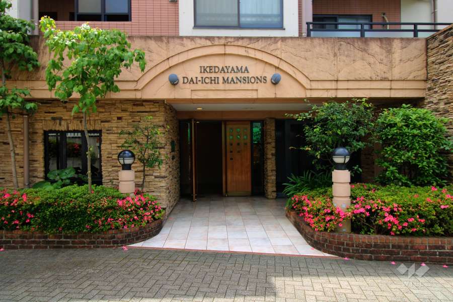 エントランスアプローチ