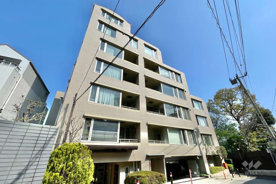 東急ドエルアルス白金長者丸の外観（南西側から）