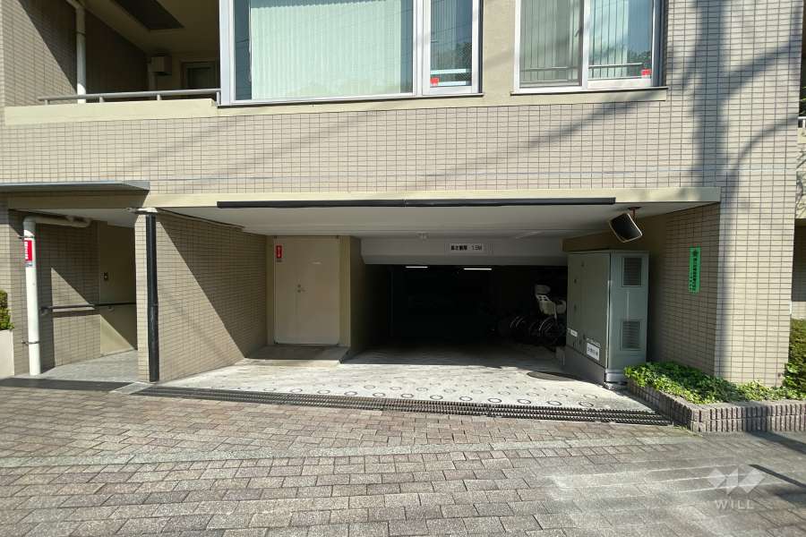 敷地内駐車場の出入り口