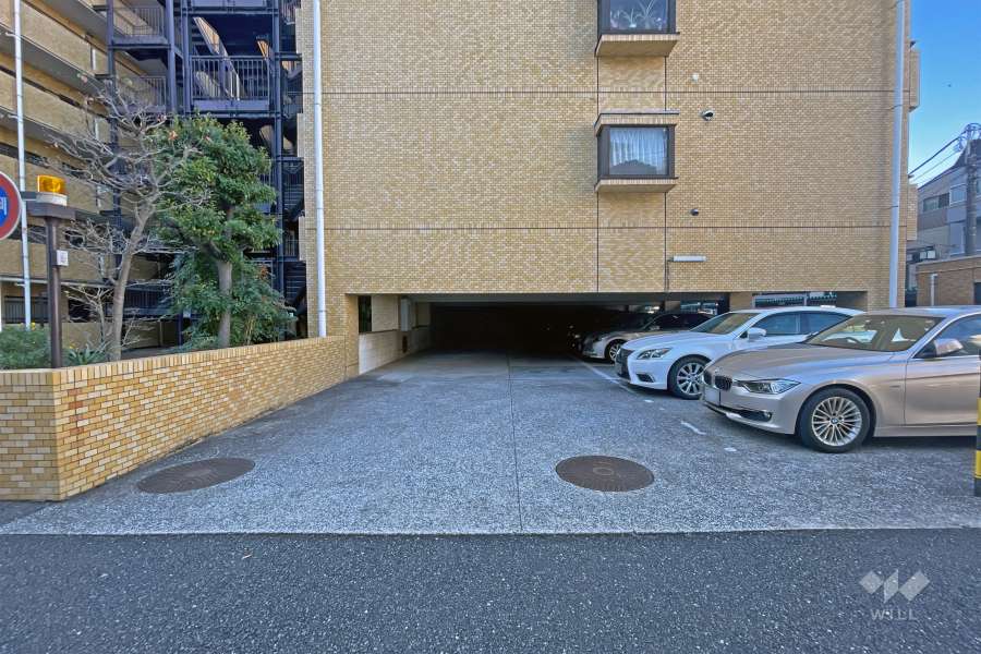 敷地内駐車場（屋外・屋内平面式）