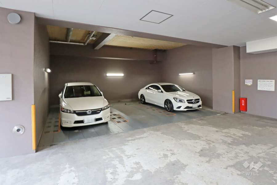 敷地内駐車場（屋内平面式）