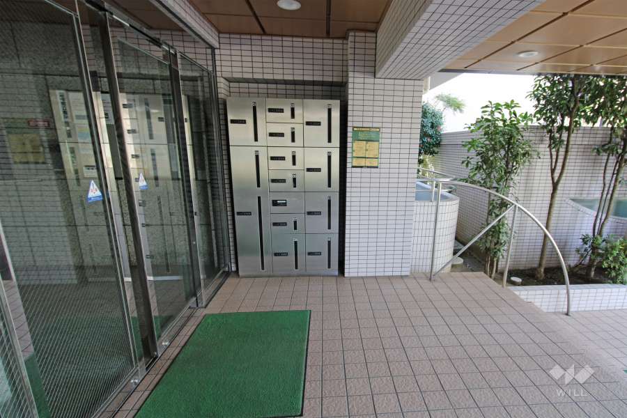 宅配ボックス