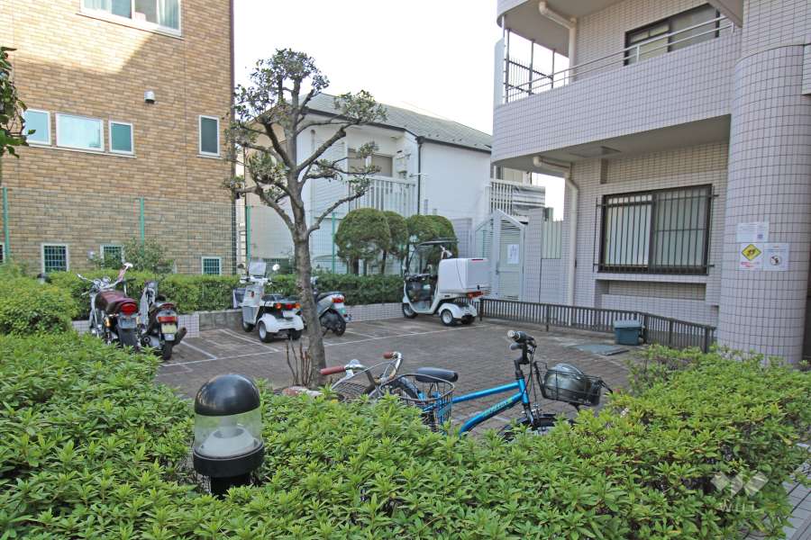 バイク置場