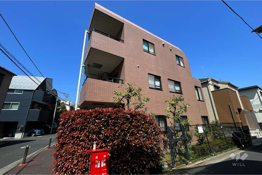 ガーデンホームゼームス坂の外観（南東側から）