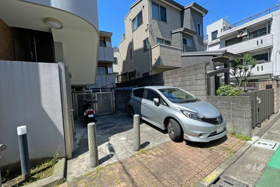 敷地内駐車場（屋外平面式）