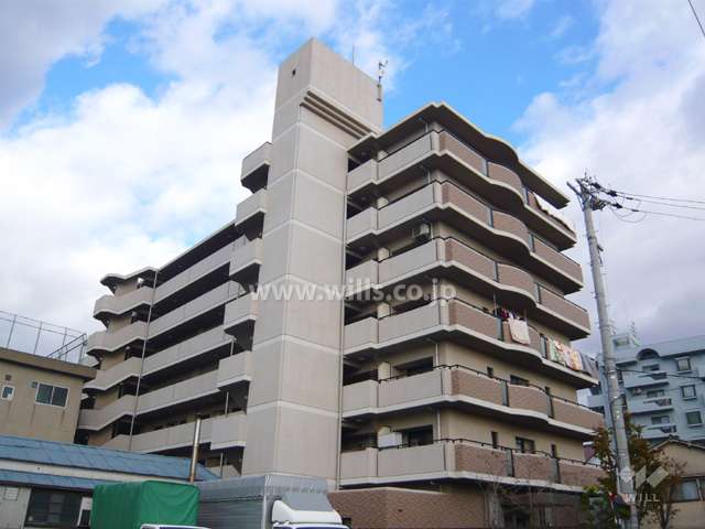ユニライフ尼崎長洲の外観（南西側から）