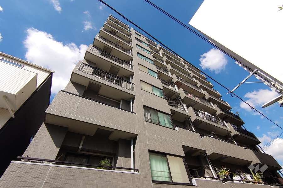 アークス武蔵小山の外観（南西側から）
