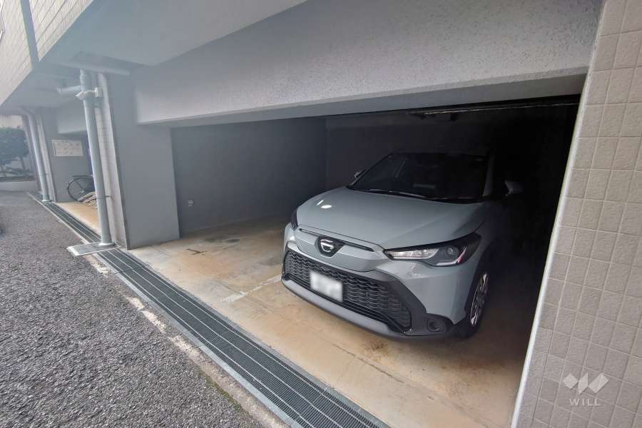 敷地内駐車場（屋内平面式）