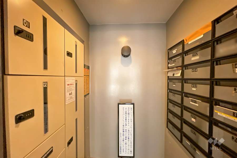 宅配ボックスと共用ポスト