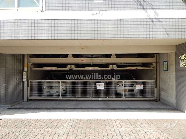 敷地内駐車場（屋内機械式）
