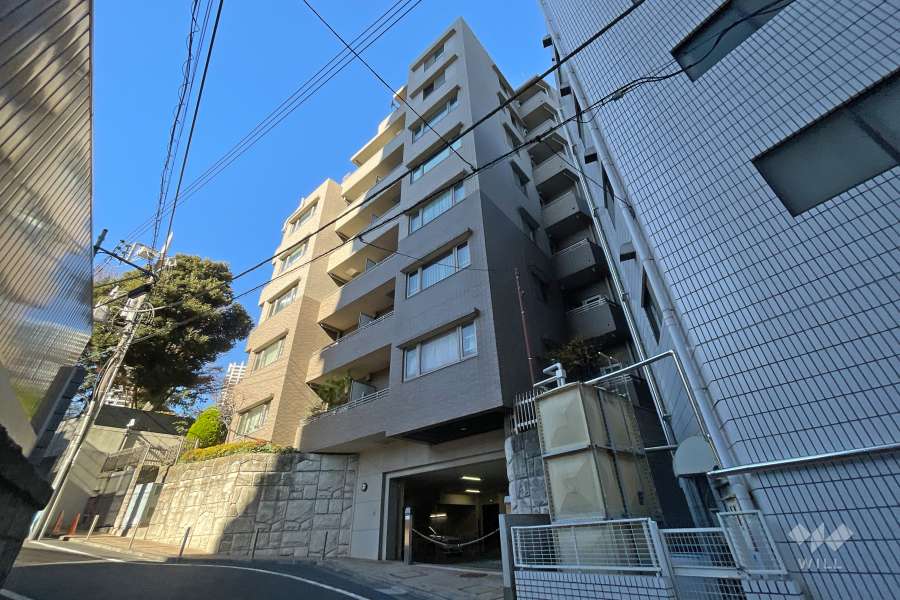 クレッセント目黒3の外観（南東側から）