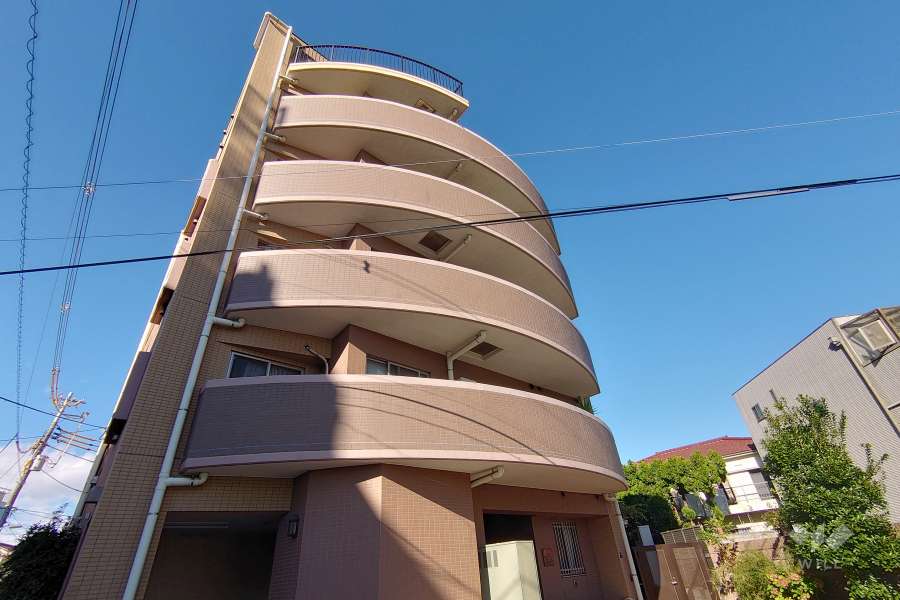 ベルス大崎百反坂の外観（南東側から）