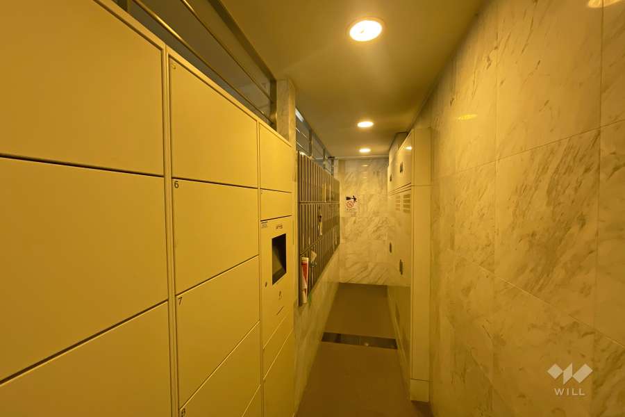 宅配ボックスと集合ポスト