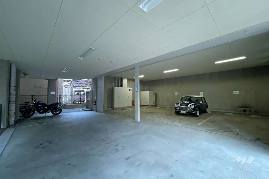 敷地内駐車場（屋内平面式）