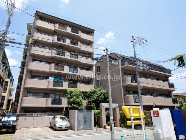 武庫之荘アーバンライフの外観（南西側から）