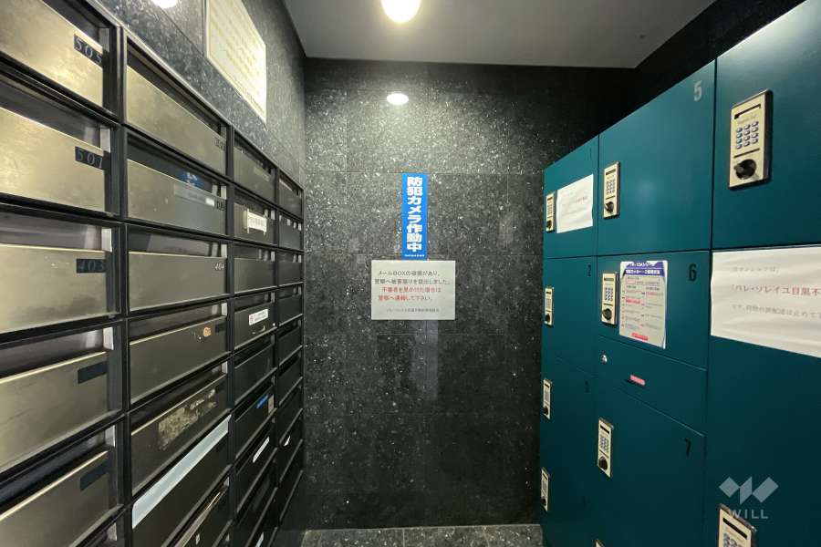 宅配ボックスと共用ポスト