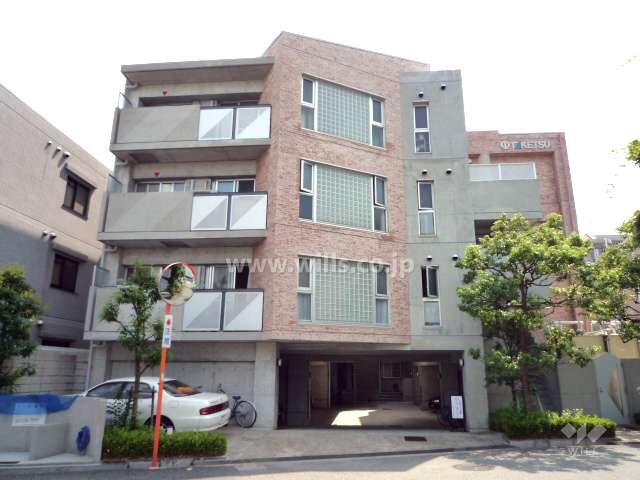 パレ武庫之荘東の外観（北側から）